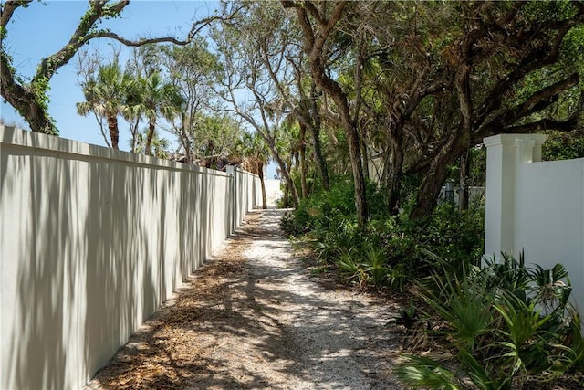 20 Strand Dr, Vero Beach, FL 32963 - view of street