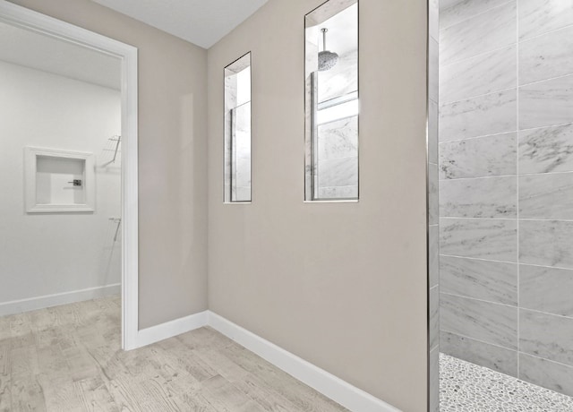 1251 Haven Unit Prestige 37, Vero Beach, FL 32960 - hallway featuring light wood-type flooring and baseboards