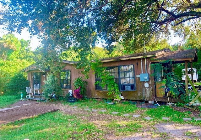 view of front of property