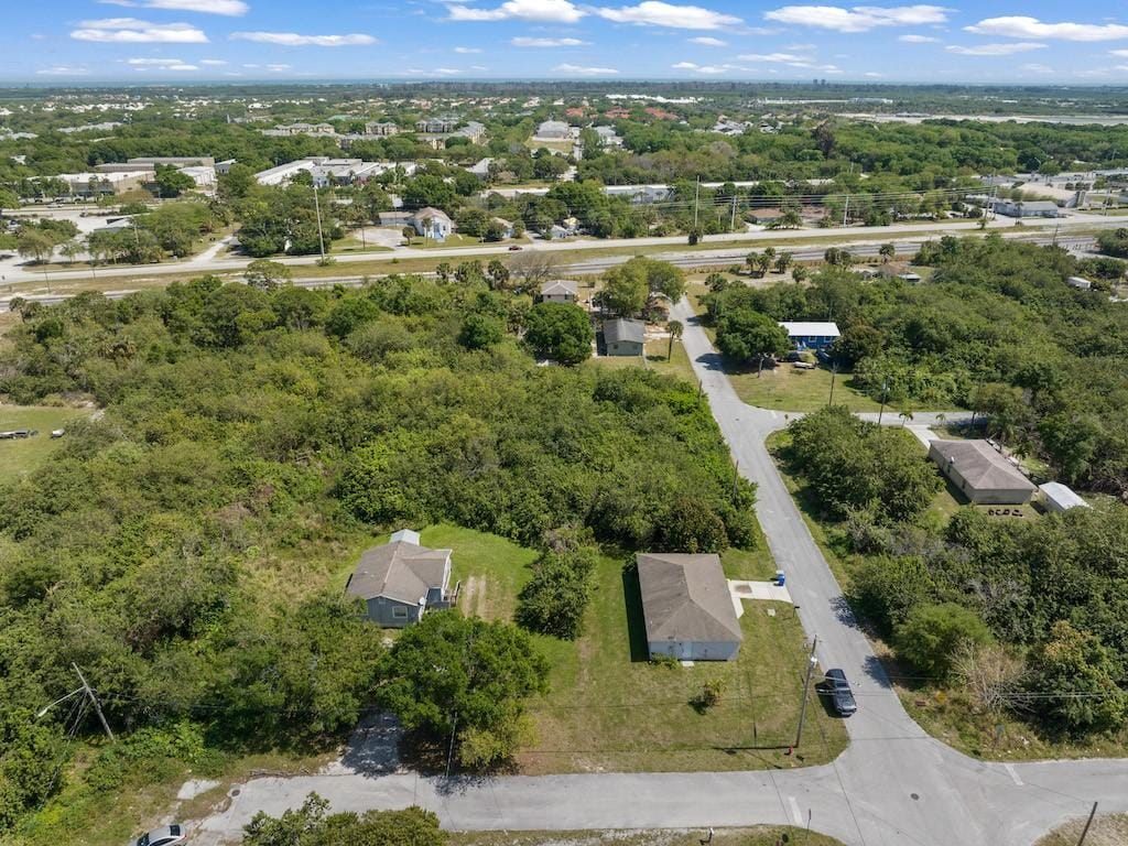 4246 24th Ct, Vero Beach, FL 32967 - photo 3