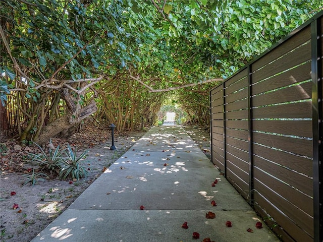 9139 Seaglass Ct, Vero Beach, FL 32963 - view of patio / terrace