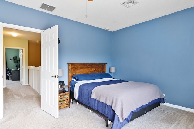 bedroom featuring carpet floors