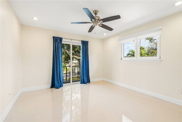 empty room featuring ceiling fan