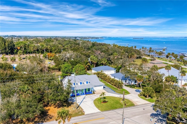 bird's eye view featuring a water view