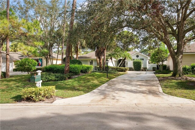 1018 Carolina Cir SW, Vero Beach, FL 32962