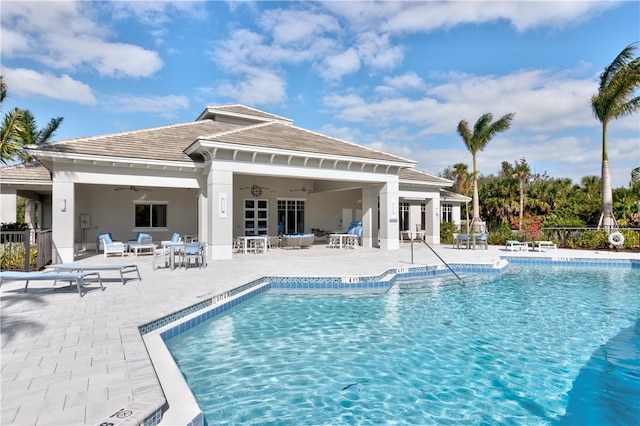 view of swimming pool featuring a patio