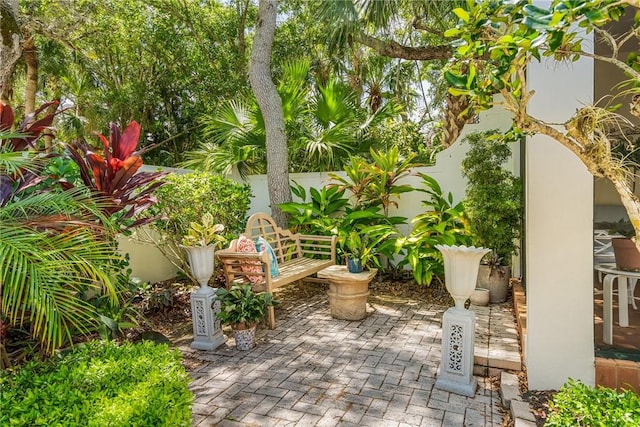 8409 Red Bay Ct Unit 8409, Vero Beach, FL 32963 - view of patio