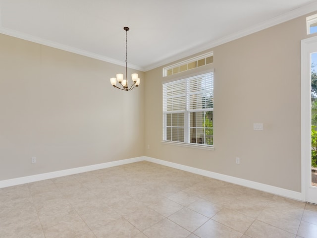 tiled spare room featuring ornamental molding and a notable chandelier