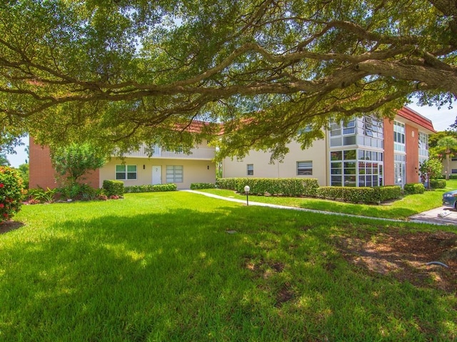 69 Royal Oak Ct Unit 105, Vero Beach, FL 32962 - photo 3