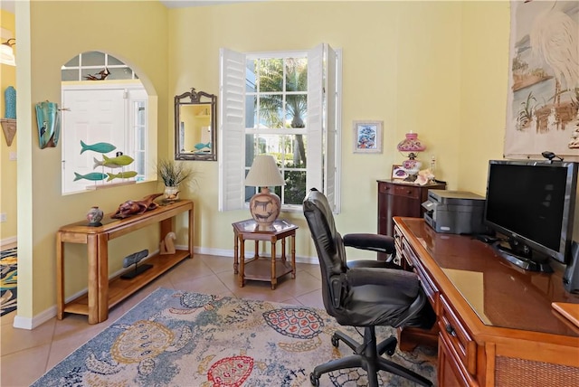 5688 Riverboat Cir SW, Vero Beach, FL 32968 - tiled office space with arched walkways and baseboards