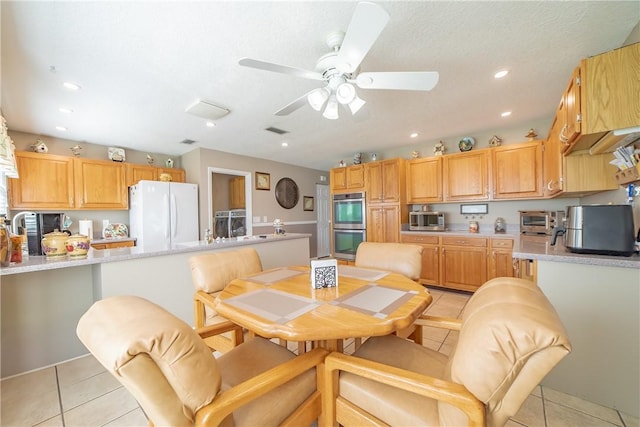 dining space featuring ceiling fan, light tile patterned flooring, visible vents, and recessed lighting