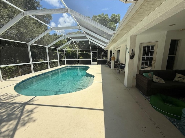 405 29th Ct SW, Vero Beach, FL 32968 - outdoor pool with a patio area and glass enclosure