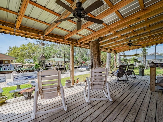 deck with ceiling fan