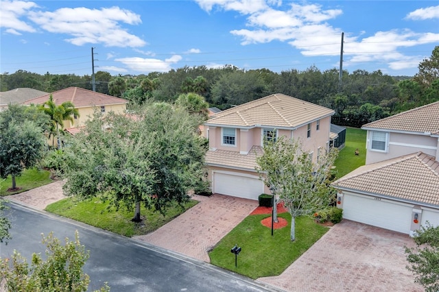 view of front of house with a front yard