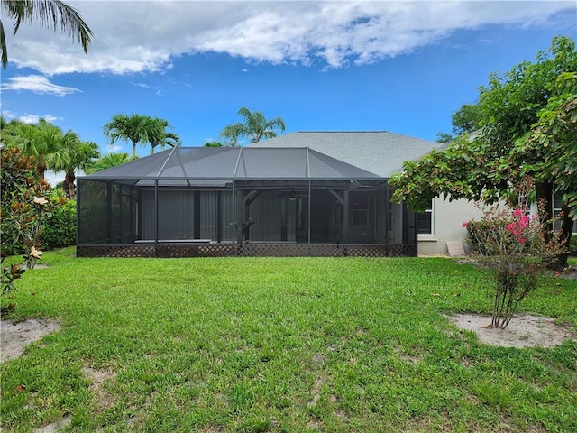 3865 8th Pl, Vero Beach, FL 32960 - view of green lawn featuring a lanai