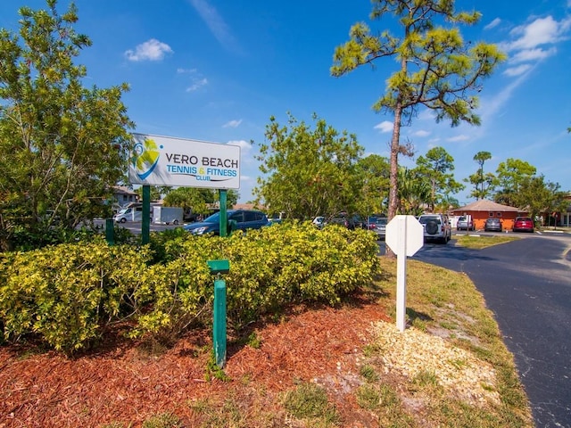 636 Centre Ct SW Unit 102, Vero Beach, FL 32962 - exterior view
