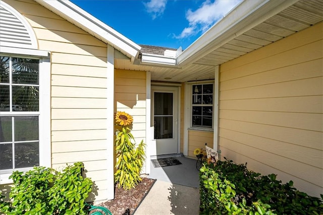 view of entrance to property