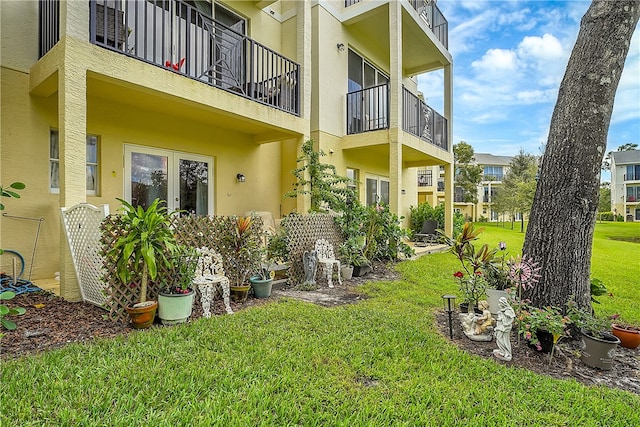 exterior space featuring a balcony