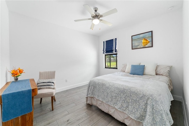 6354 Arcadia Sq, Vero Beach, FL 32966 - bedroom with wood finished floors, baseboards, and ceiling fan