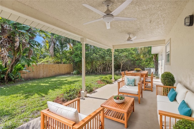 725 Wentworth St, Sebastian, FL 32958 - view of patio / terrace featuring an outdoor living space and ceiling fan