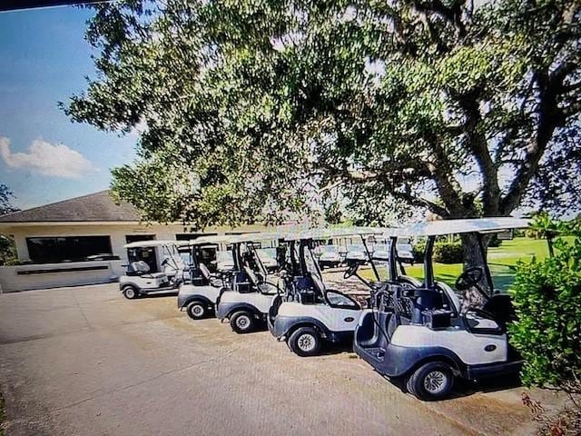 30 Plantation Dr Unit 104, Vero Beach, FL 32966 - view of car parking
