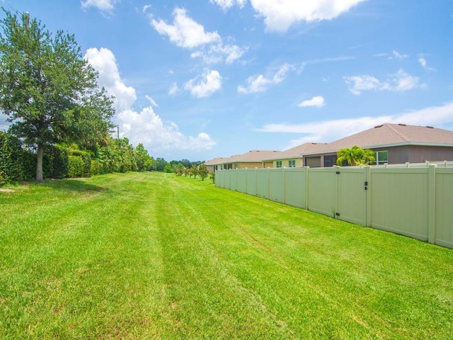 2641 Crowned Eagle Cir SW, Vero Beach, FL 32962 - view of yard