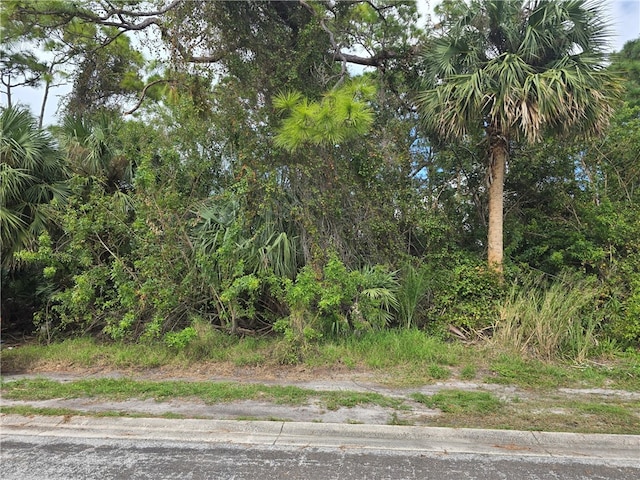 123 Cardinal Dr, Sebastian, FL 32958