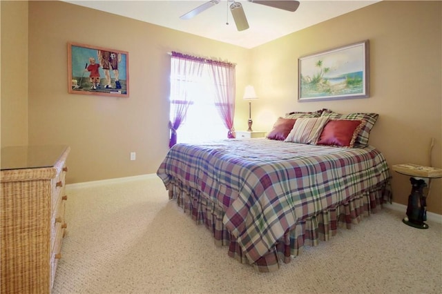 bedroom featuring ceiling fan