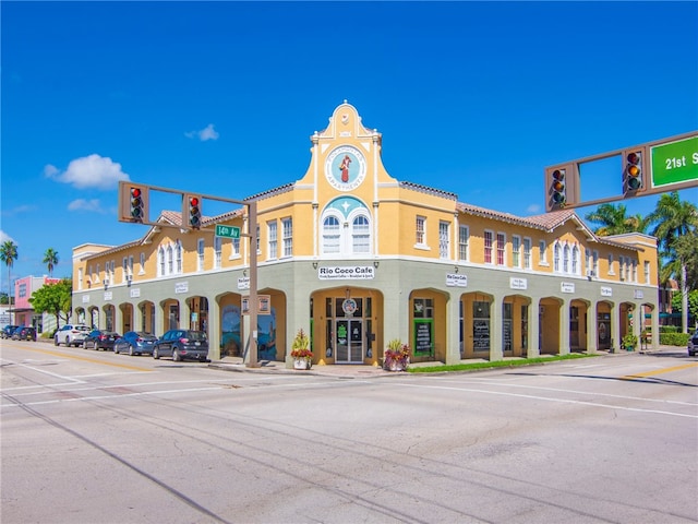 view of building exterior