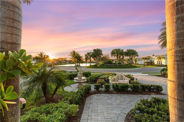 202 Strand Sq, Vero Beach, FL 32963 - view of property's community