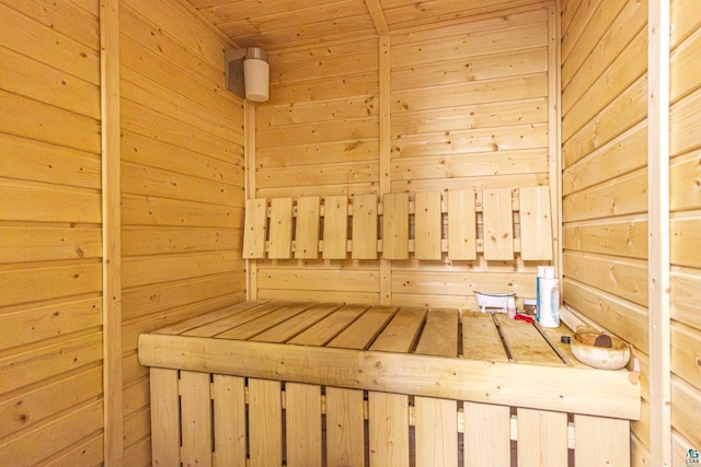 view of sauna / steam room