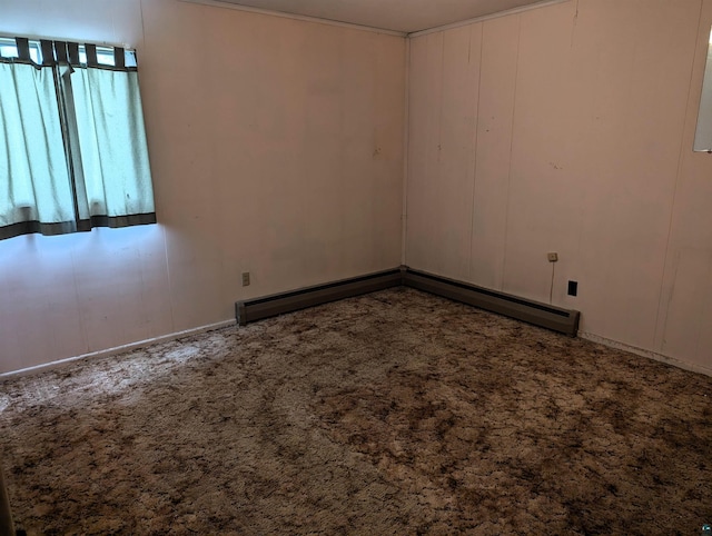 unfurnished room featuring carpet floors