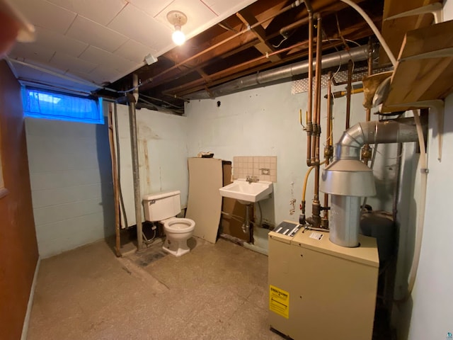 basement with sink