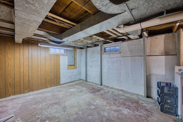 818 Douglas Ave, Eveleth, MN 55734 - below grade area featuring electric panel