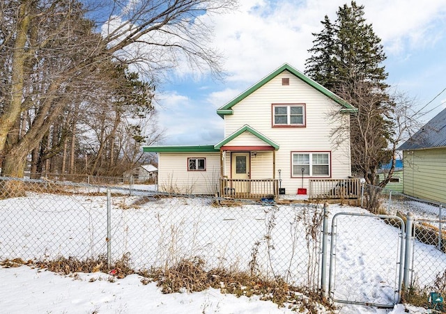 view of front of property