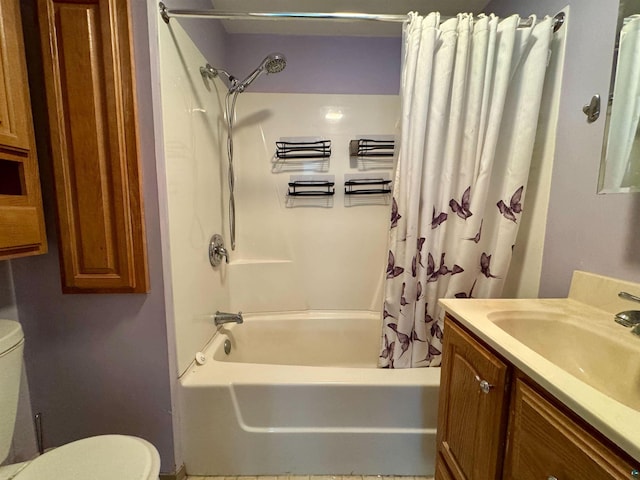 full bathroom featuring toilet, vanity, and shower / tub combo with curtain