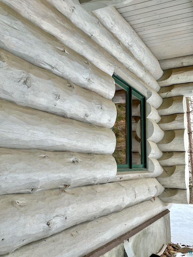 room details with log walls