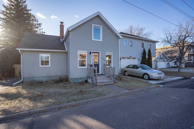 view of front facade with a garage