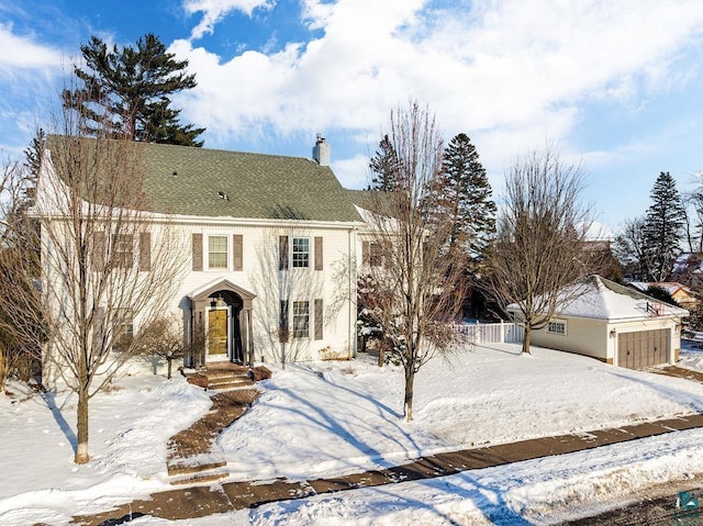 view of front of property