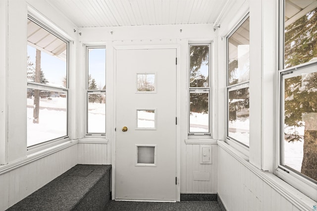 view of unfurnished sunroom