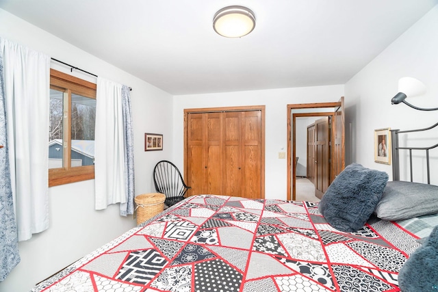 bedroom featuring a closet