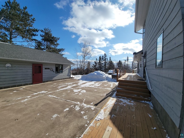 view of yard covered in snow