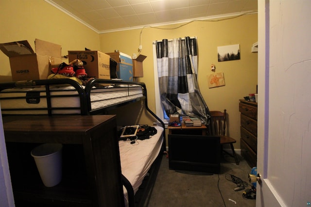 bedroom featuring carpet flooring and crown molding