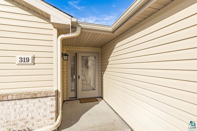 view of property entrance