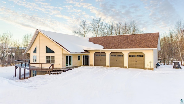 view of front of property featuring a deck