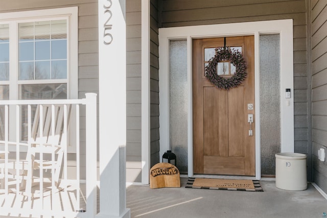 view of property entrance