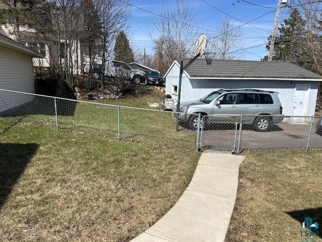 1105 Carlton Ave, Cloquet, MN 55720 - view of yard featuring fence and a gate