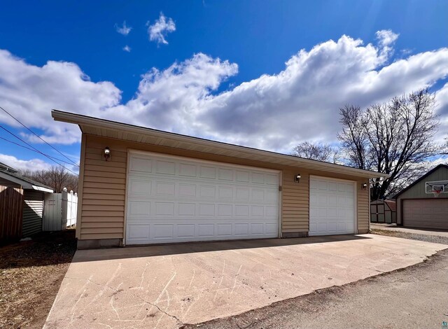 view of detached garage