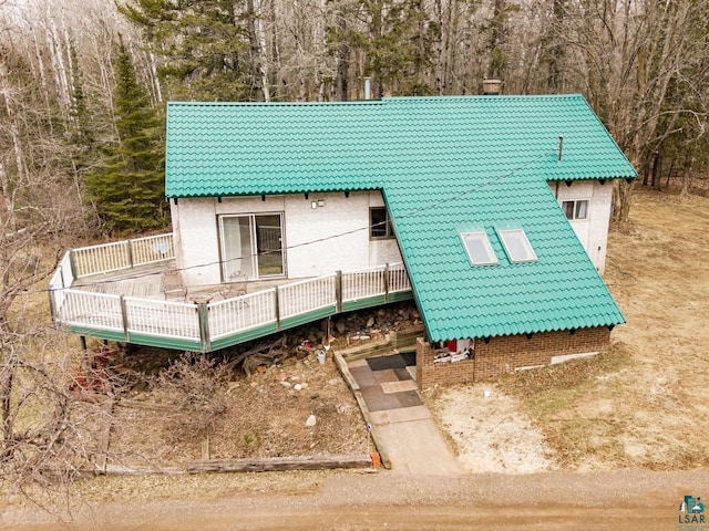 view of outdoor structure