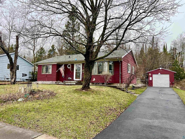 22 Hays Crk, Silver Bay, MN 55614 - ranch-style home featuring a front yard, an outbuilding, driveway, and a detached garage